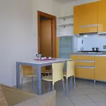 Poolside Cozy Getaway Apartmán *