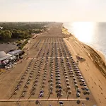 Poolside Cozy Getaway * Bibione