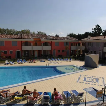 Apartamento Poolside Cozy Getaway *