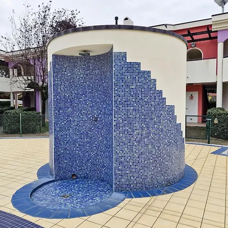 Poolside Cozy Getaway * Bibione